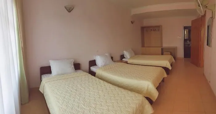 Hotel Ha Long Smile *